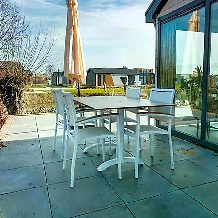 Tidy With Dishwasher, Near The River Maas فندق Kerkdriel