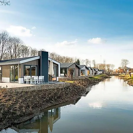 فندق Tidy With Dishwasher, Near The River Maas 2*