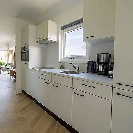 Tidy With Dishwasher, Near The River Maas 2*